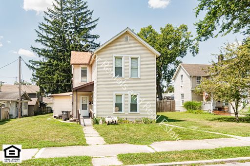 50% off first months rent when signing a 12 month lease! – photo 1