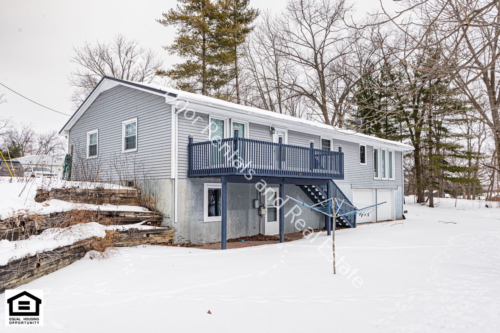 Fremont House: 255 Ln 415B Jimmerson Lake