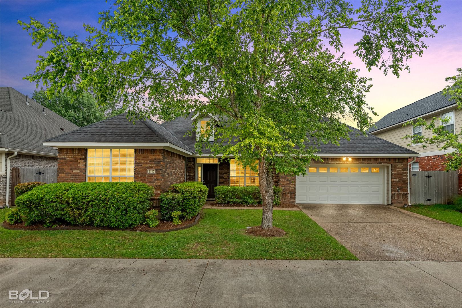 Shreveport House: 8117 Captain Mary Miller
