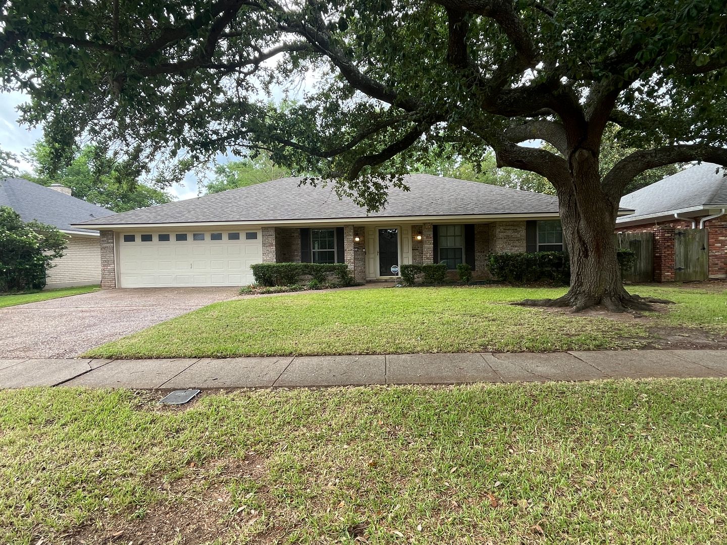 Shreveport House: 617 Turtle Creek Dr