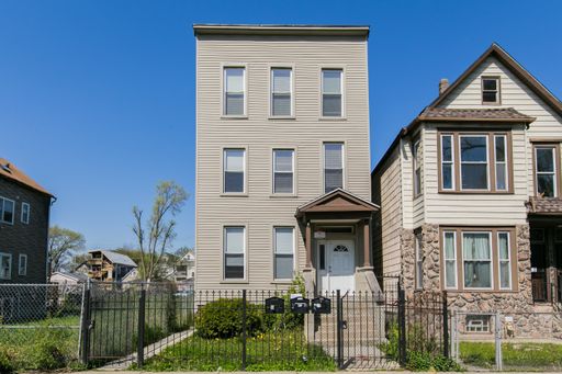 HUMBOLDT PARK - AMAZING DUPLEX FOR RENT! – photo 1
