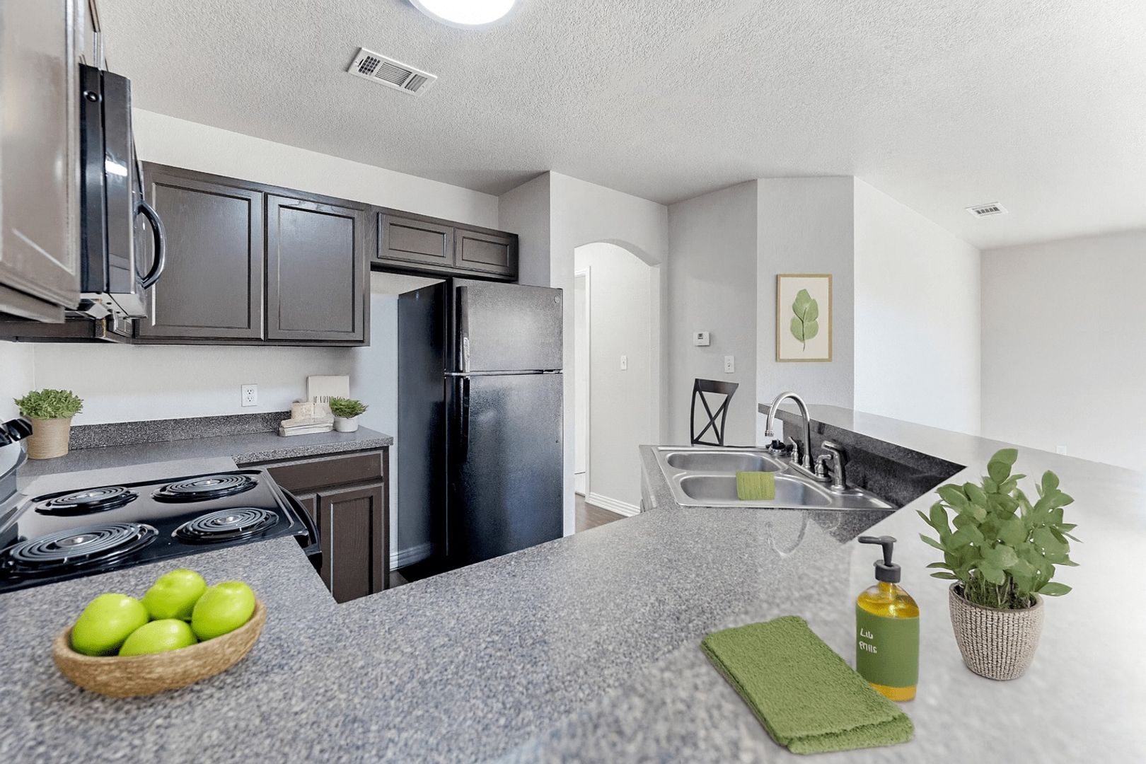 Weatherford Apartment: 309 Tyler Ct.