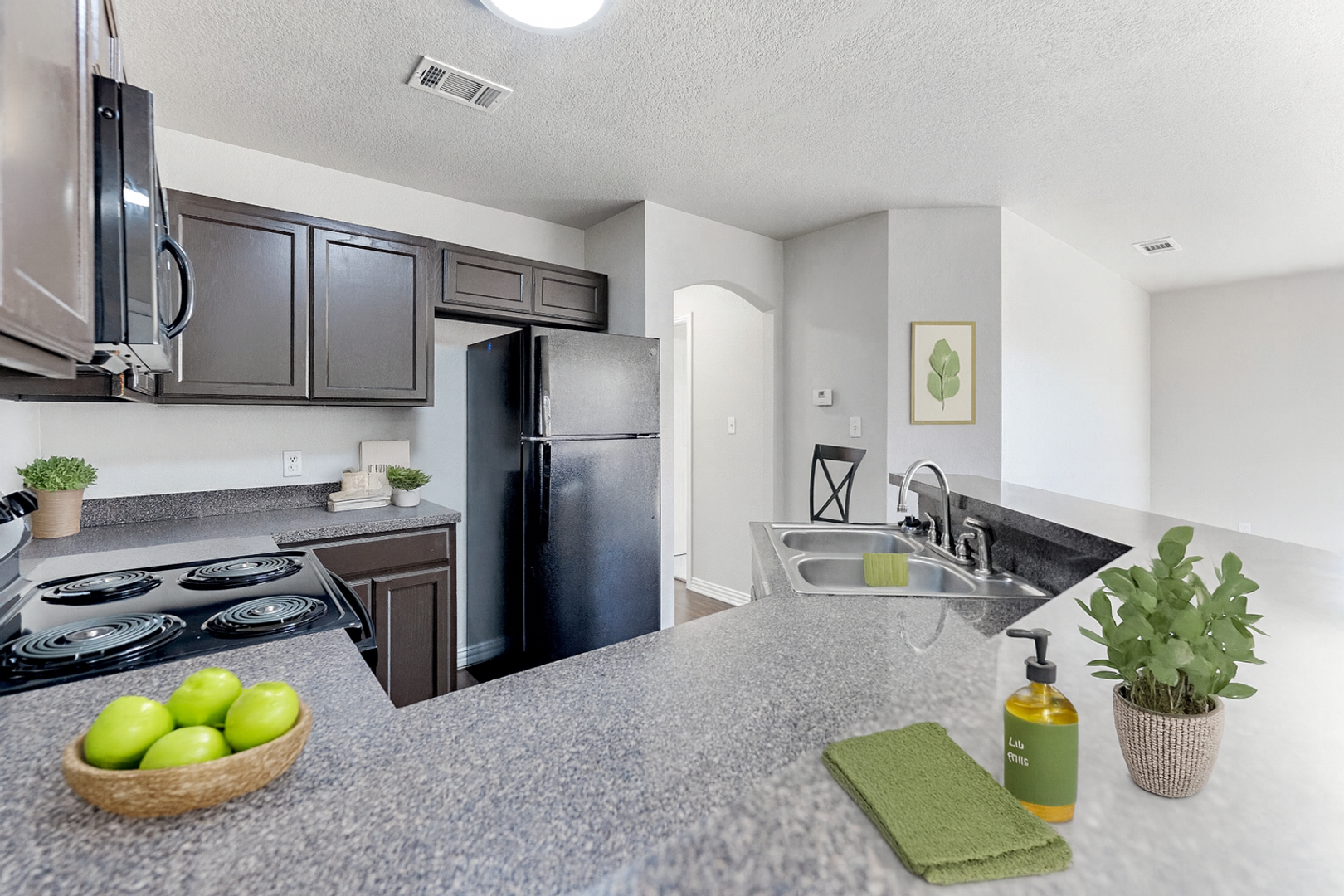 Weatherford Apartment: 309 Tyler Ct.
