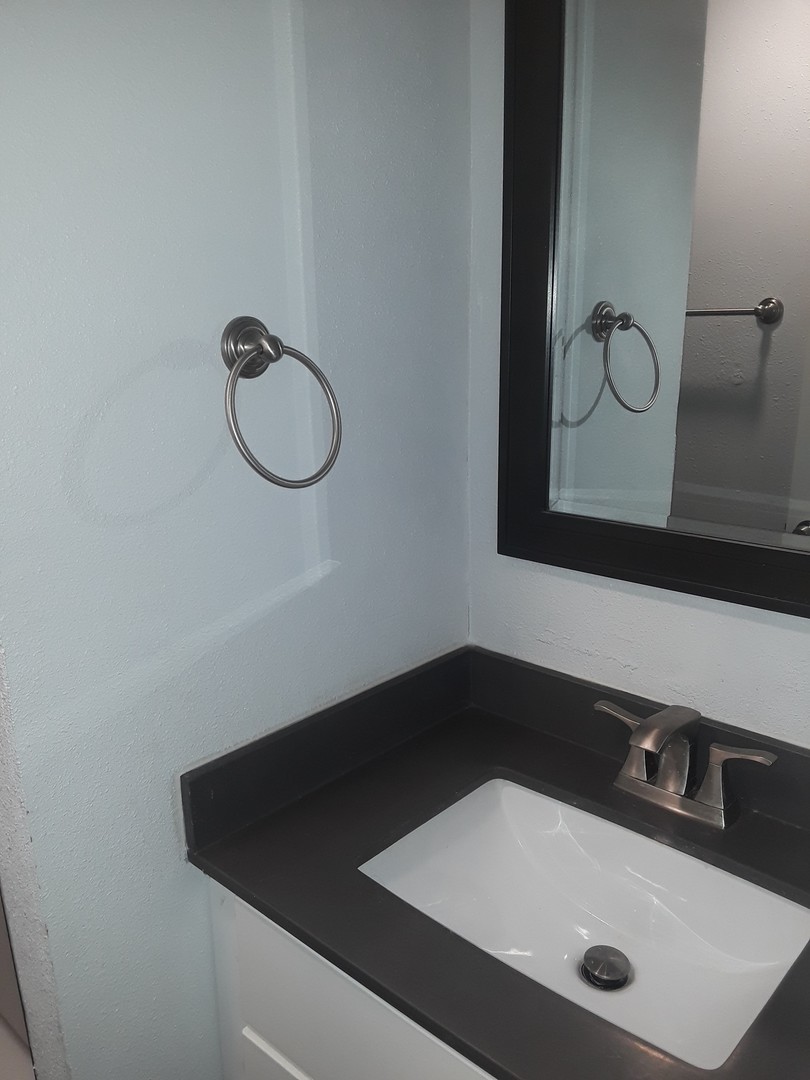 Oakland Apartment: 2912 14th Avenue