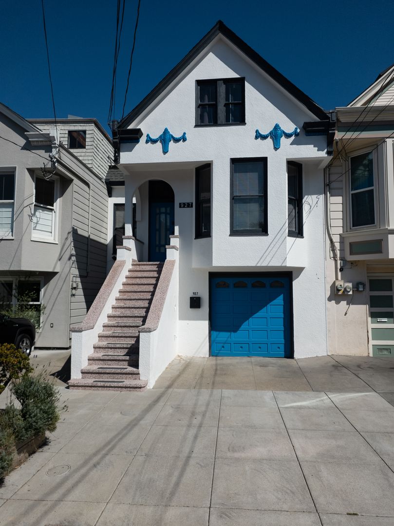 San Francisco House: 927 Hampshire Street