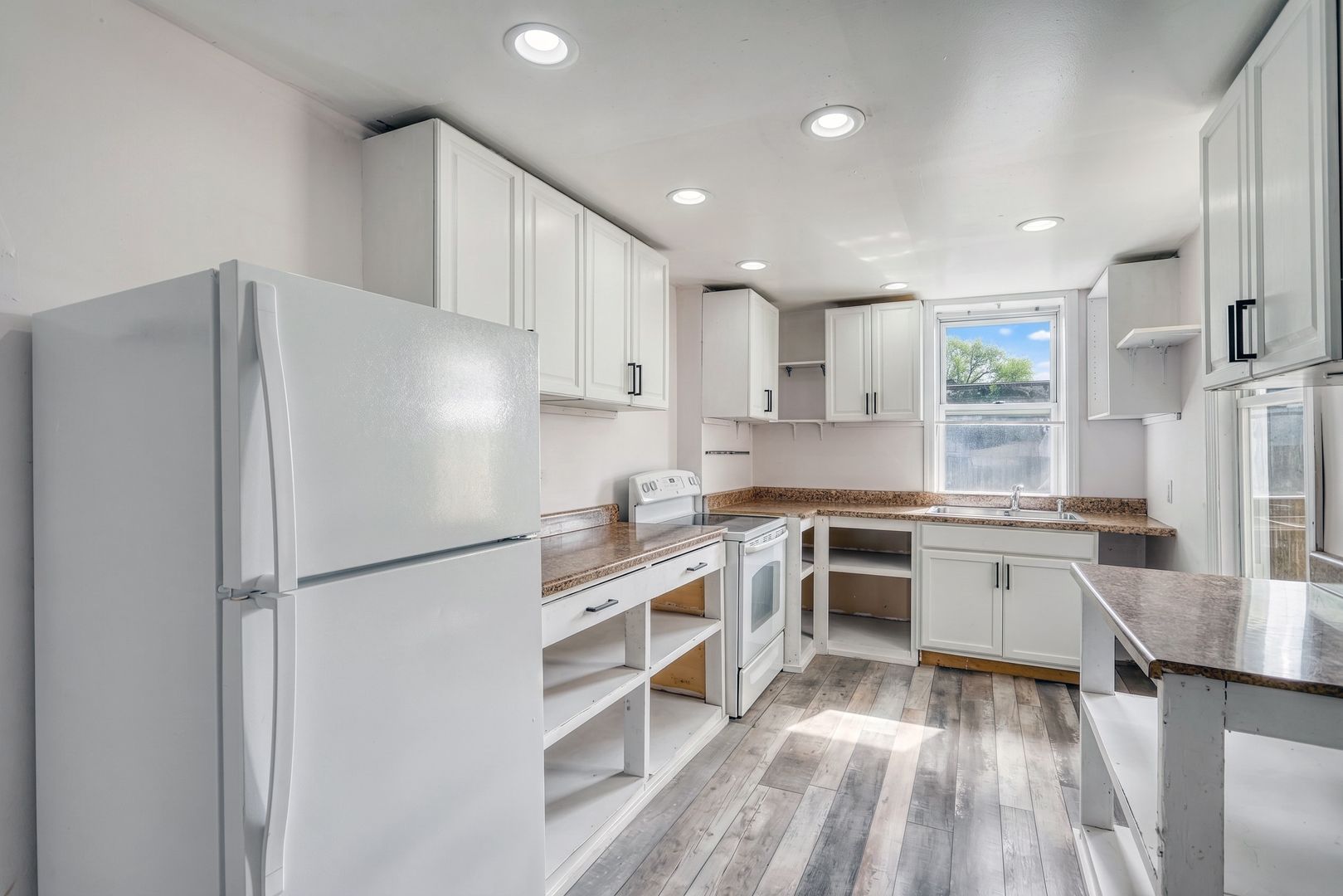 Harrisburg Townhome: 1251 Bailey St