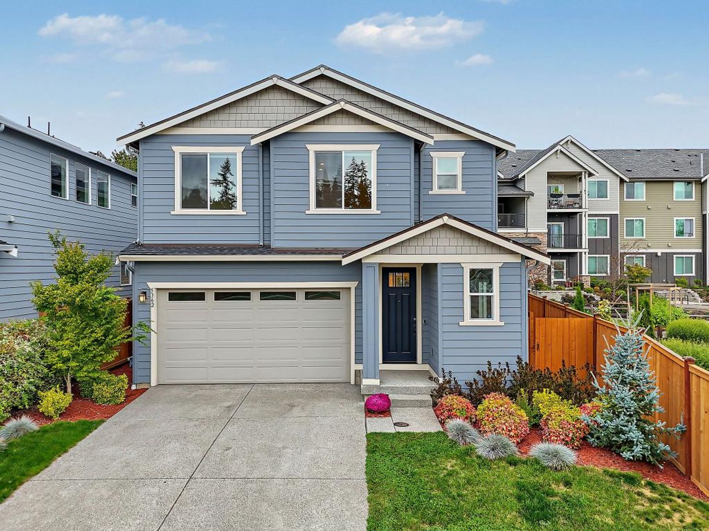 Lacey House: 5362 Century Pl NE