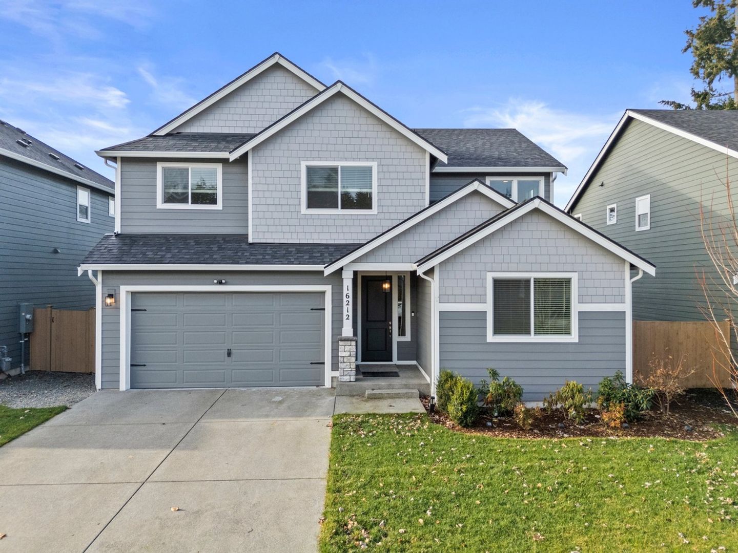 Spanaway House: 16212 8th Ave E