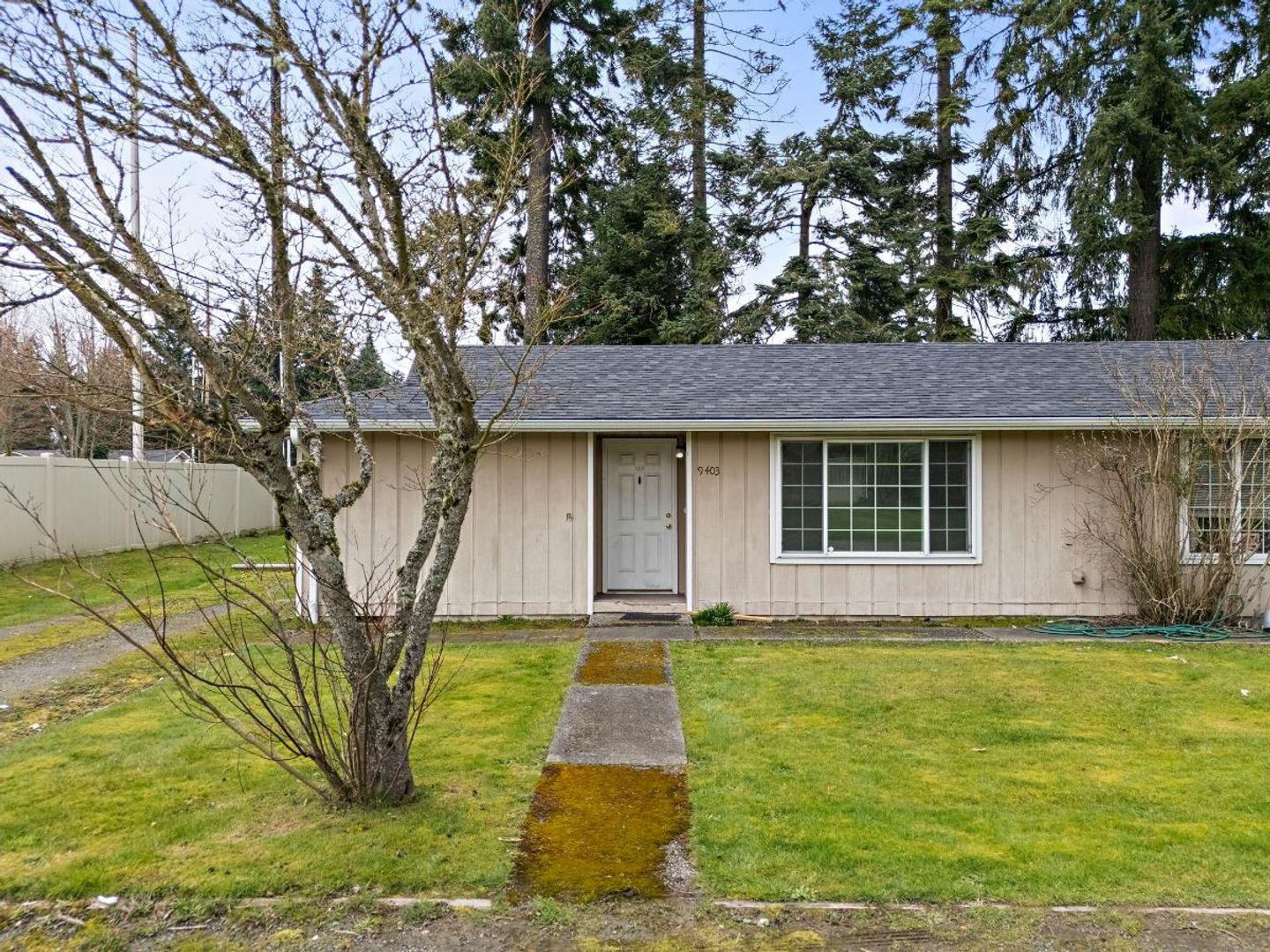 Puyallup Apartment: 9403 130th Street Ct E