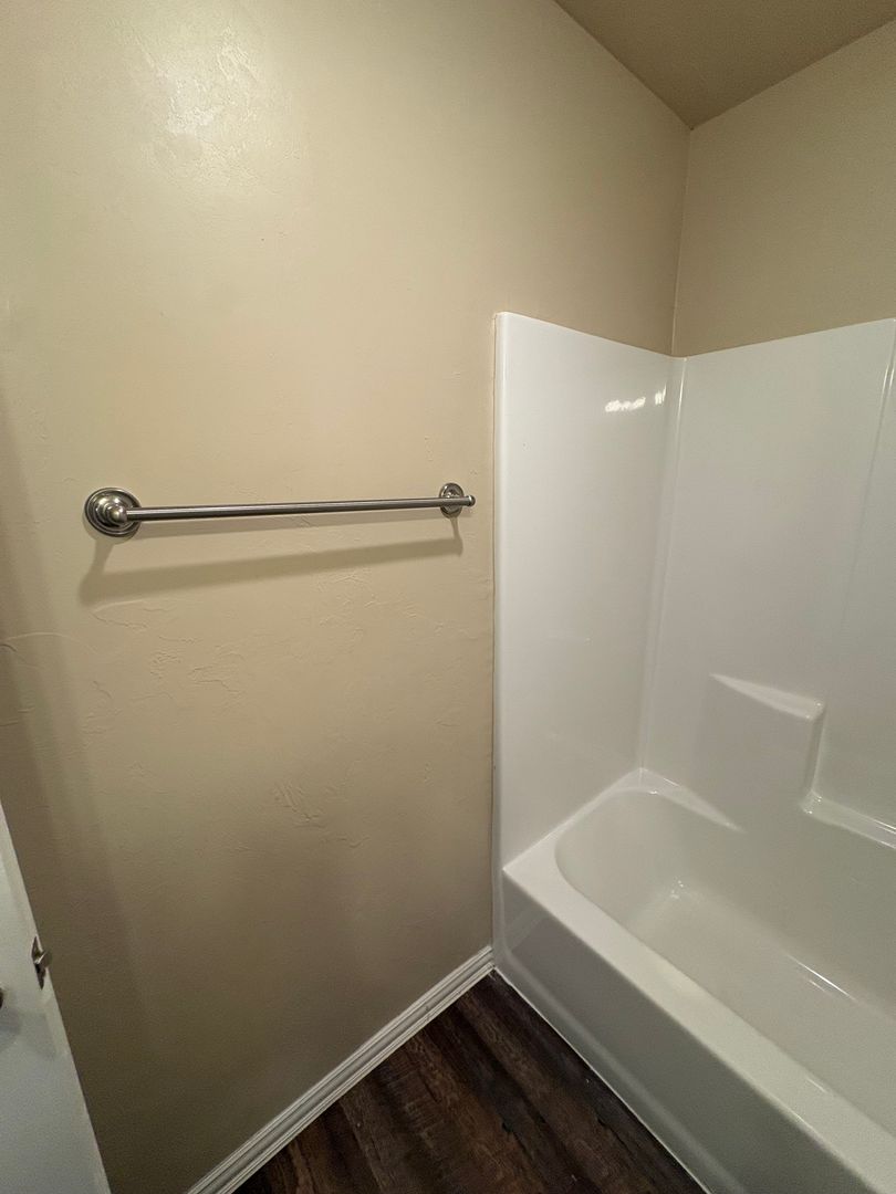 Ardmore Apartment: 1310 D Street NW