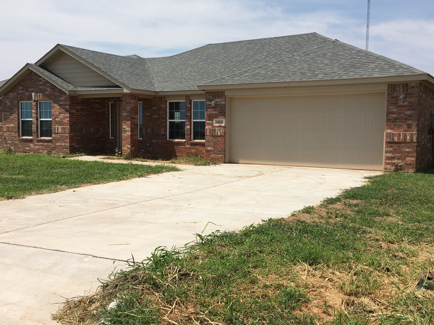 Clinton Apartment: Clinton