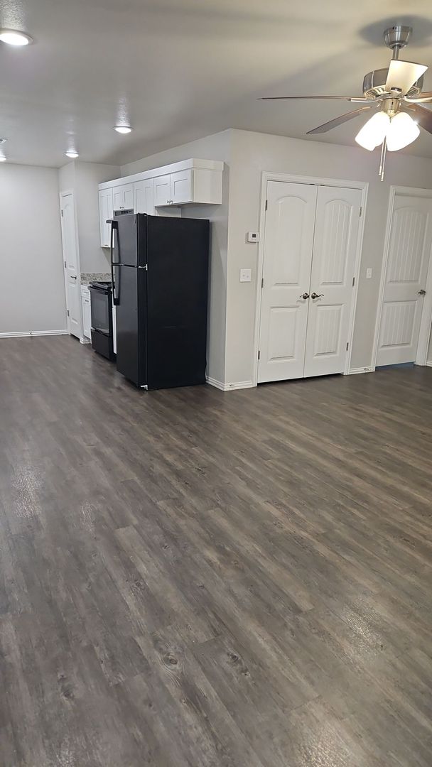 Thackerville Apartment: Arena Ave
