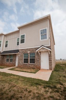 3 Bed / 2 Bath Home in OKC – 1,434 Sq Ft | $1,200 – photo 1