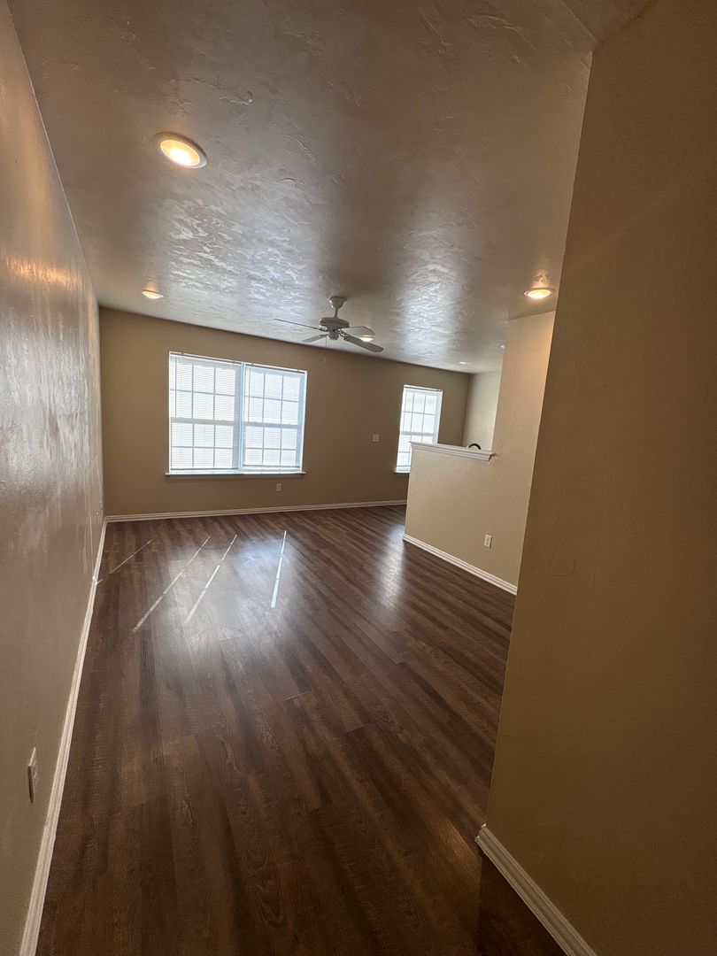 Ardmore Apartment: 1310 D Street NW