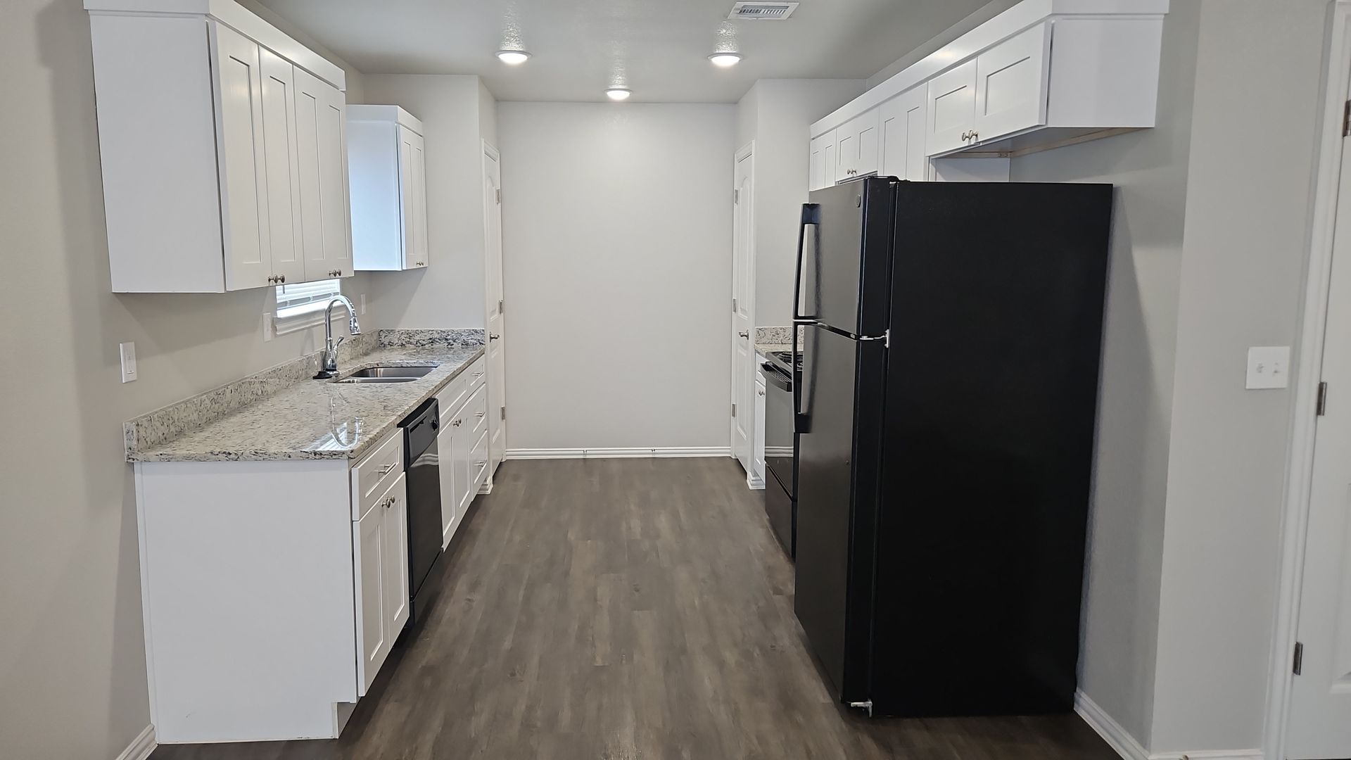 Thackerville Apartment: Arena Ave