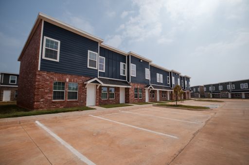 2 Bed / 2 Bath Townhomes – photo 1