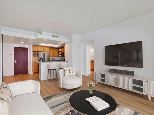 Luxury One Bedroom One Bathroom - 4 Weeks FREE - Parking Available! – photo 1