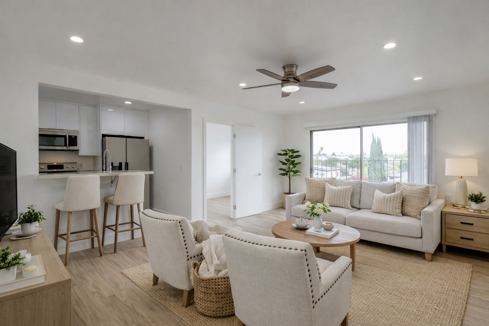 Los Angeles Apartment: 1933 S. Bedford Street