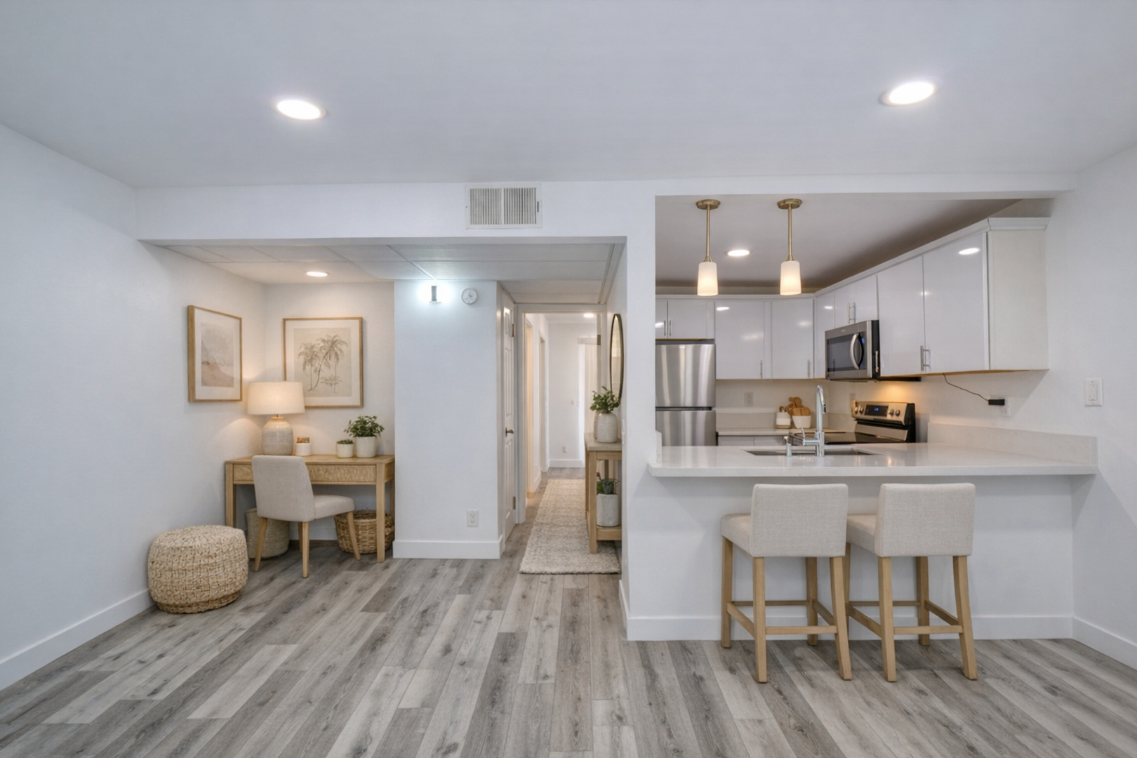 Los Angeles Apartment: 301 N. Alvarado Street