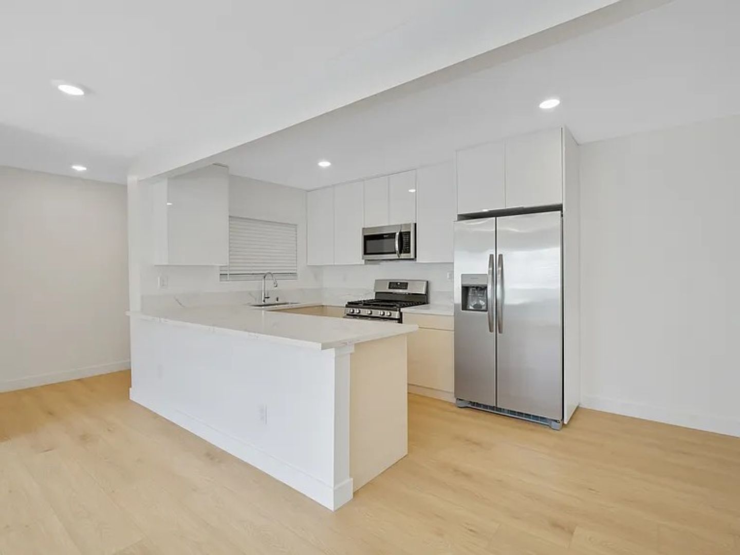 Los Angeles Apartment: 1223 N. Beachwood Drive