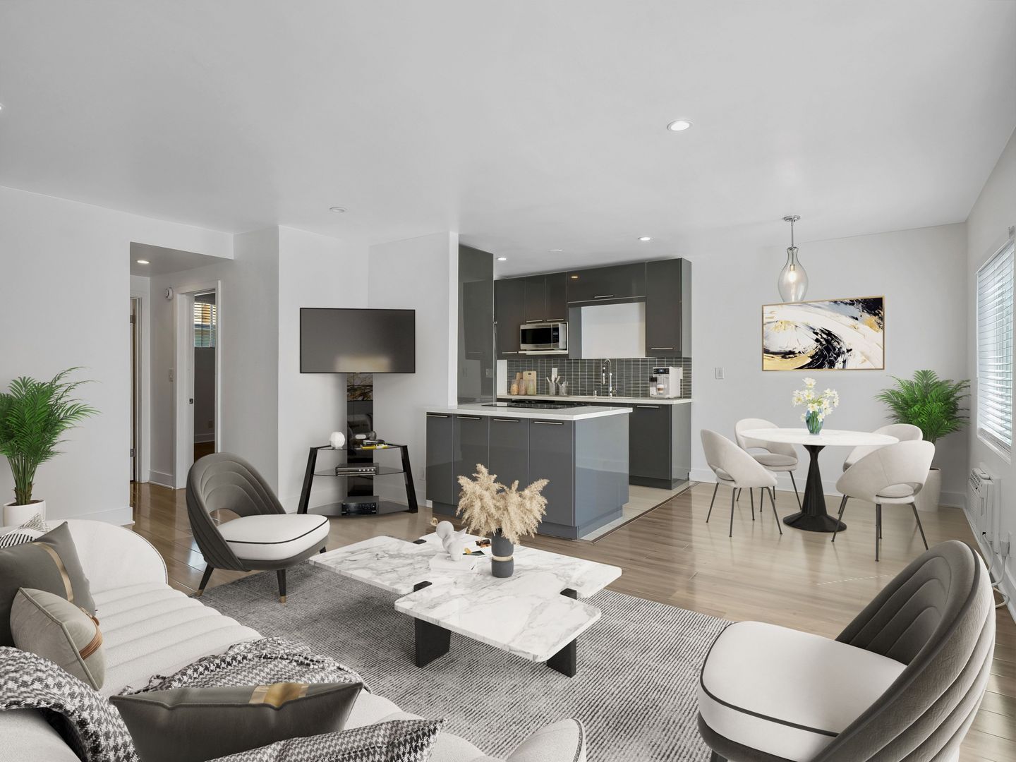 West Hollywood Apartment: 1115 Hacienda Place