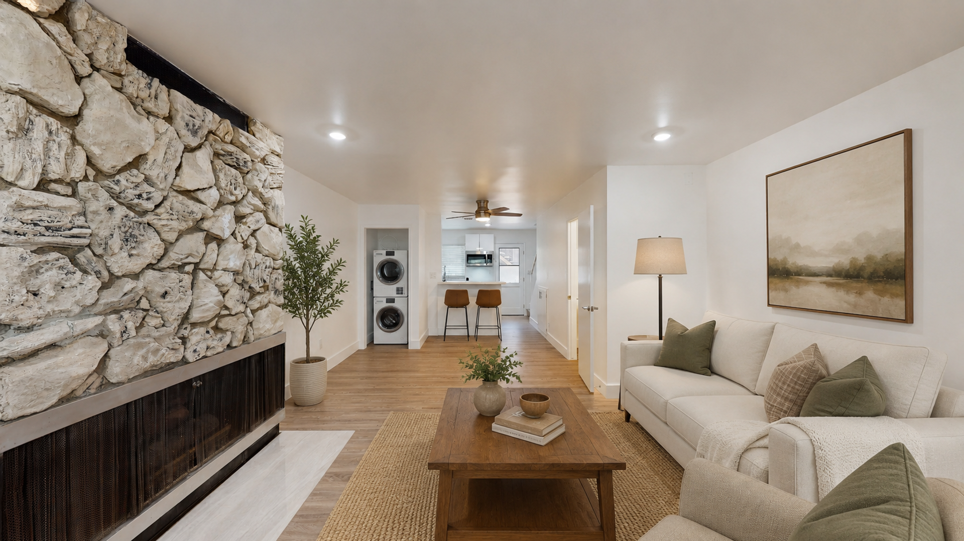 Los Angeles Apartment: 3655 Westwood Boulevard