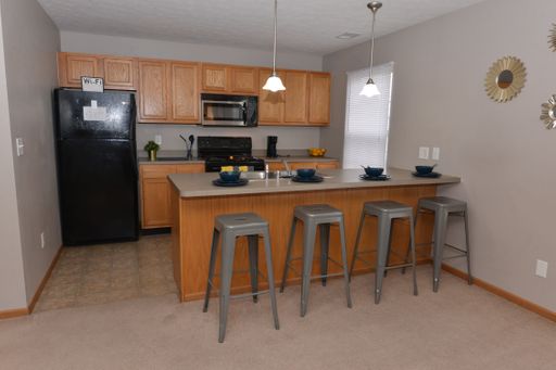 2bed 2 bath with Washer/Dryer