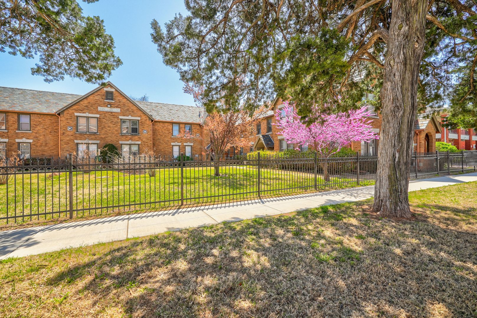 Oklahoma City Apartment: 1400 NW 25th St.