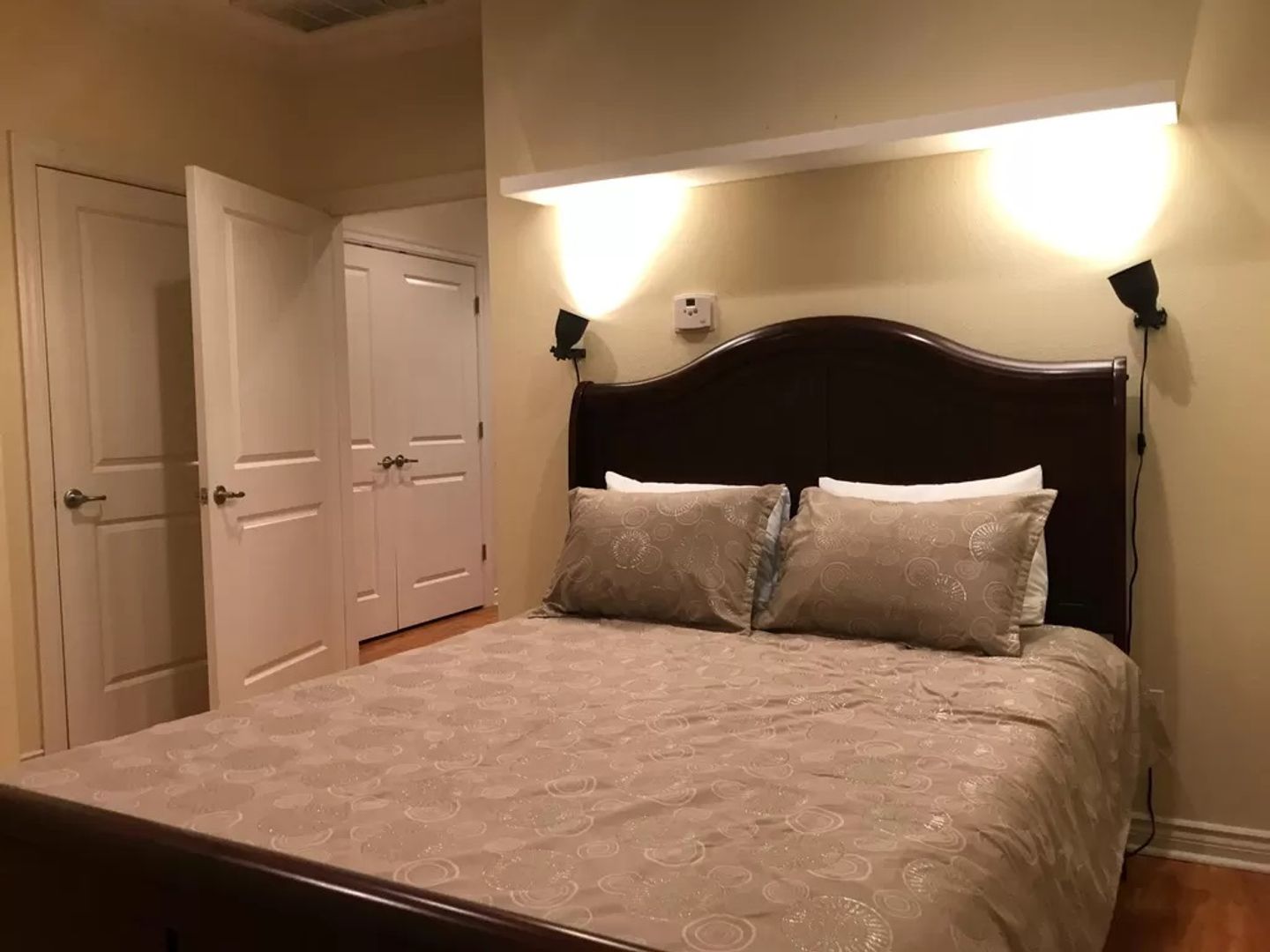 Oklahoma City Apartment: 901 NW 13th St.