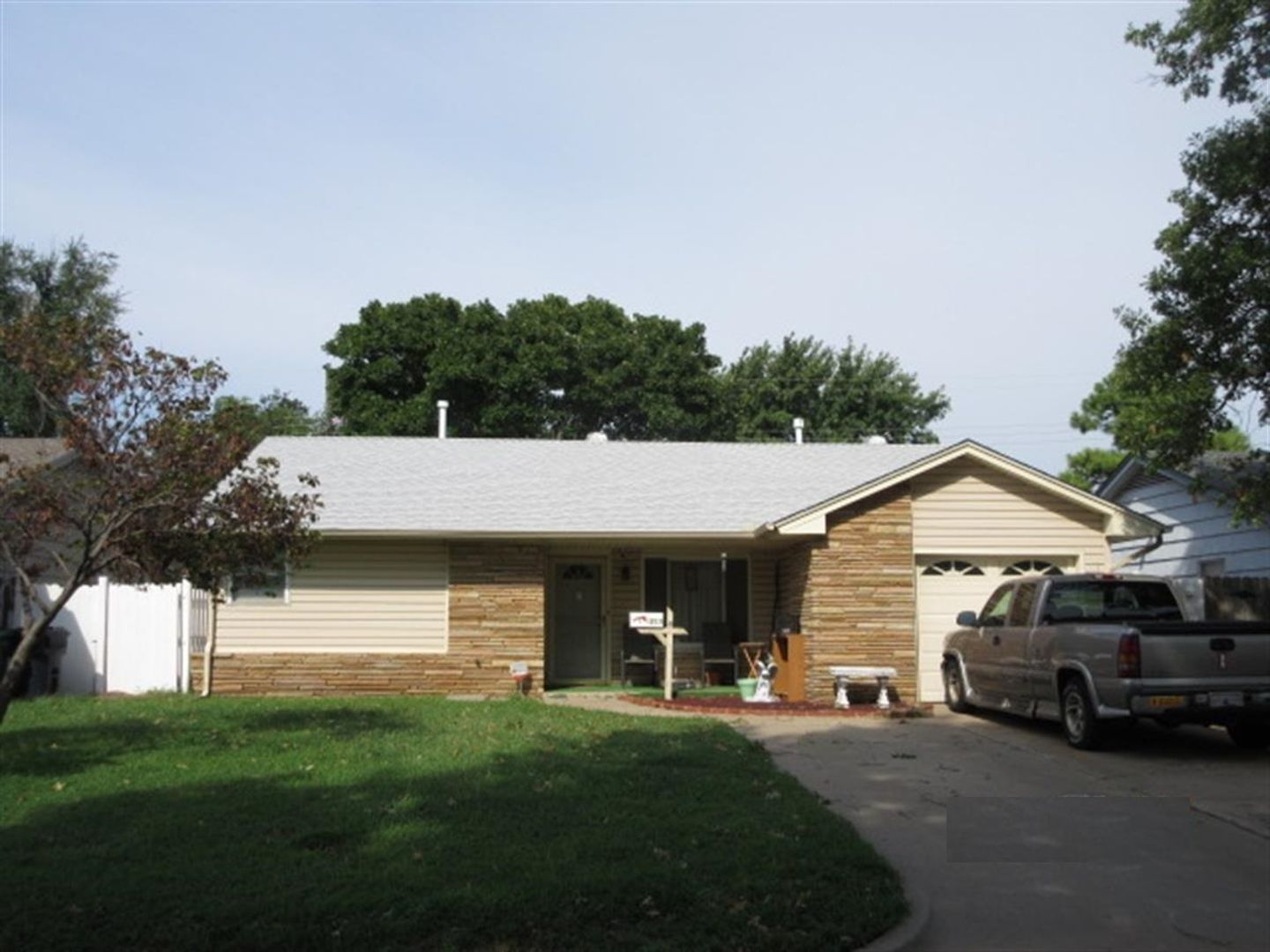 Oklahoma City House: 4213 N. Westridge Dr.
