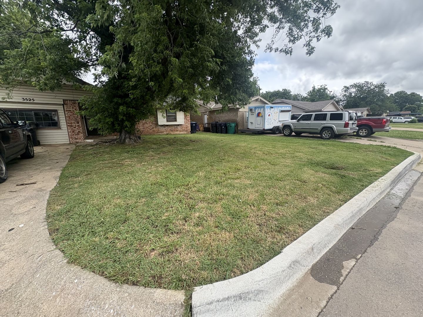 Oklahoma city House: 3525 SW 21st St.