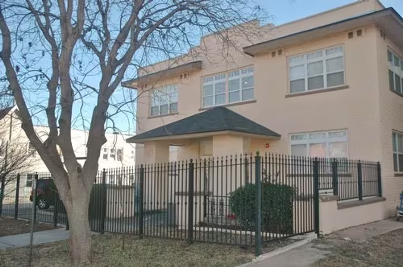 Oklahoma City Apartment: 910 NW 13th St.