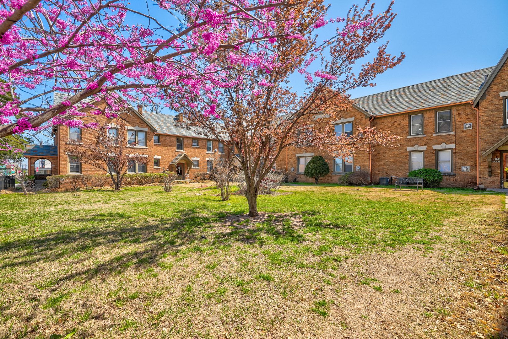 Oklahoma City Apartment: 1400 NW 25th St.