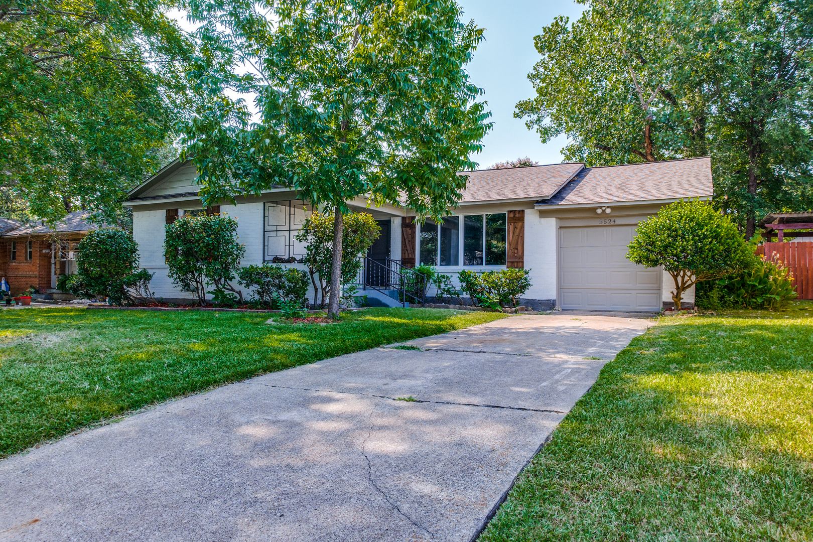 Mesquite House: 3524 Hilton Drive