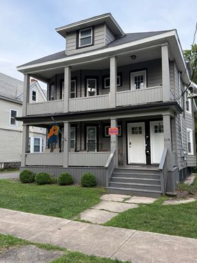 4 bedroom, 2 full bath- UTILITES & WIFI INCLUDED! – photo 1