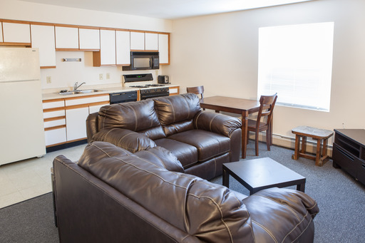 300 Euclid Ave - Apartment 6 (Three Bedroom Apt) – photo 1