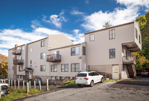 1104 Madison St - Apartment 8 – photo 1