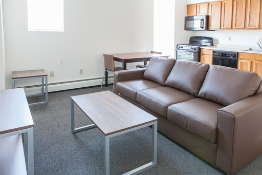 320 Euclid Ave - Apartment 6 (Two Bedroom Apt) – photo 1