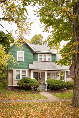 131 Redfield Pl (Five Bedroom House) – photo 1