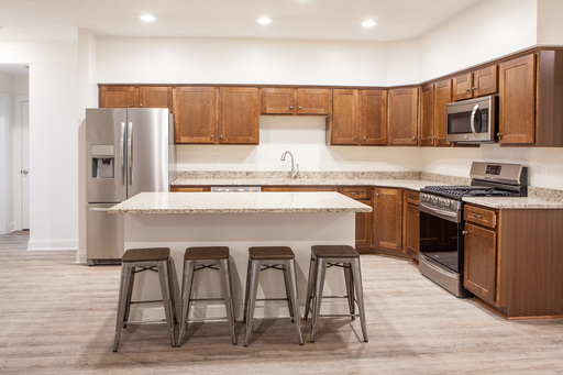 1029 Madison St - Apartment 7 (Four Bedroom Apt) – photo 1