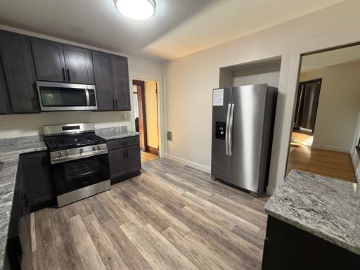 4 bedroom HOUSE – photo 1