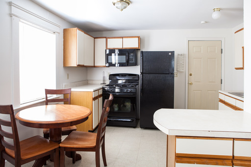 556 Clarendon St. Apartment #3 – photo 1