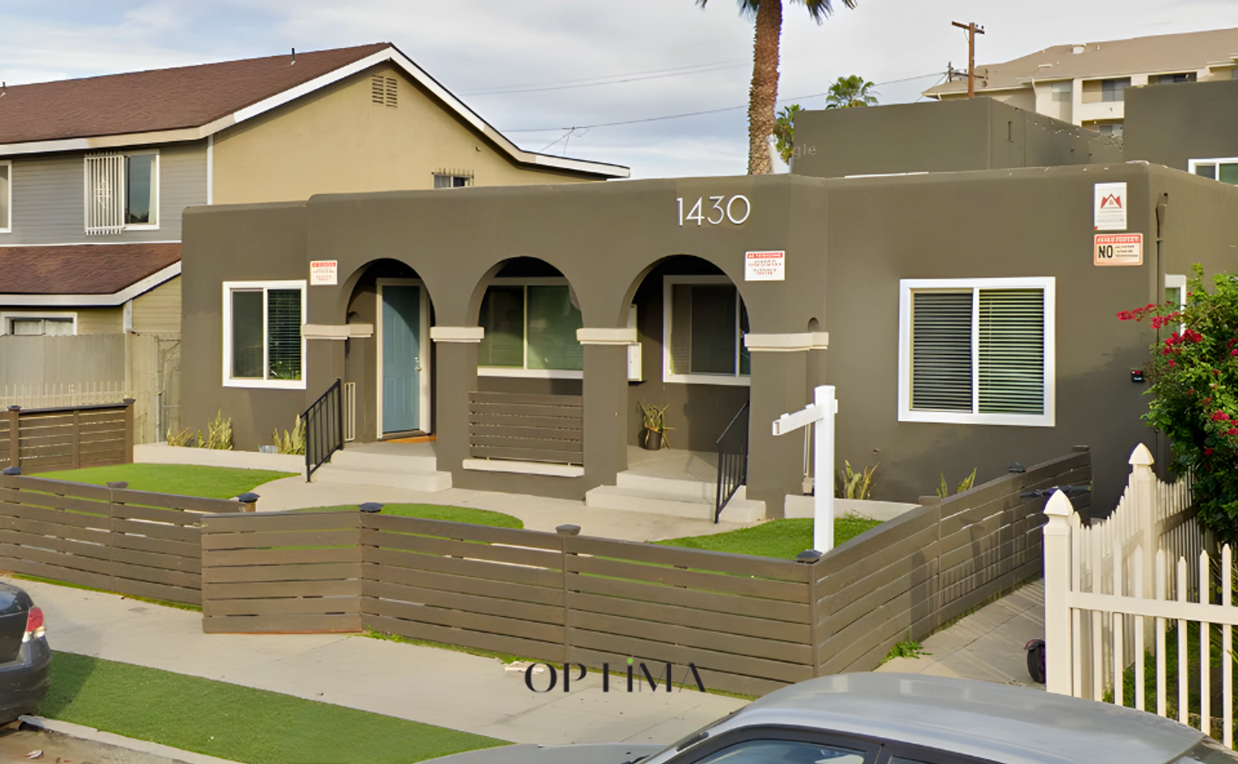Long Beach Apartment: 1430 Linden Avenue