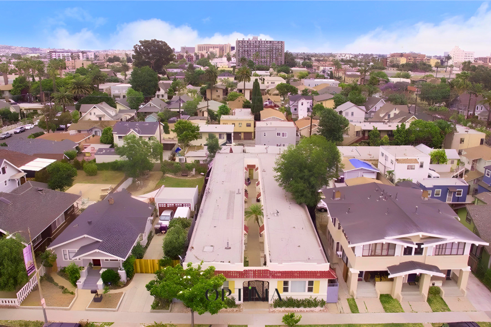 Long Beach Apartment: 1030 Magnolia Ave