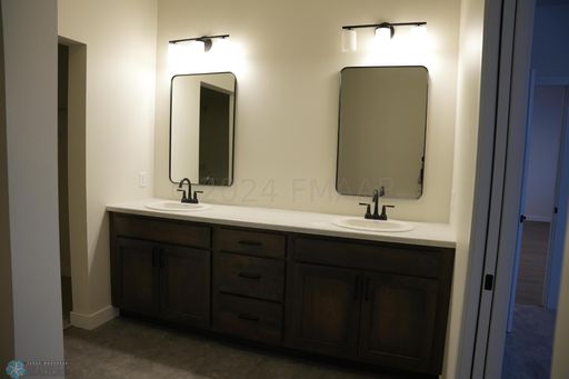 3 bed 2 bath slab on grade Twinhome for rent – photo 1