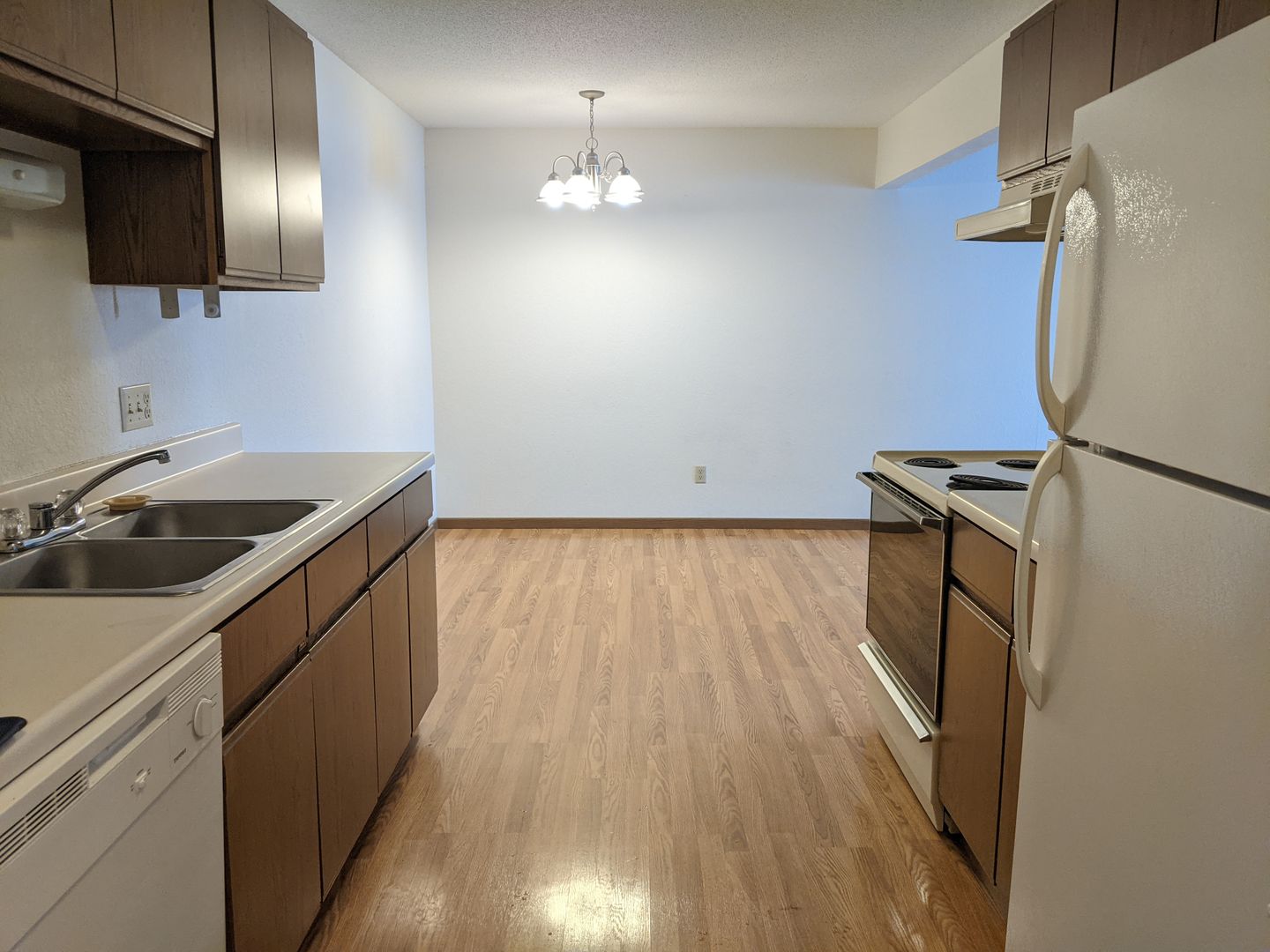 Warroad Apartment: 204 Garfield St SE