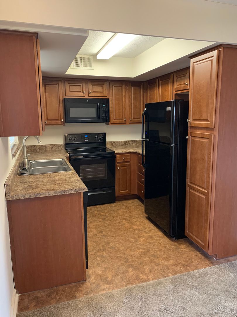 Merriam Apartment: 7200 Eby Avenue