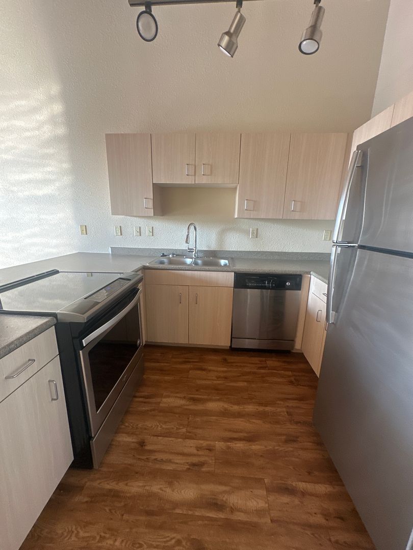 Kansas City Apartment: 1601 Walnut Street