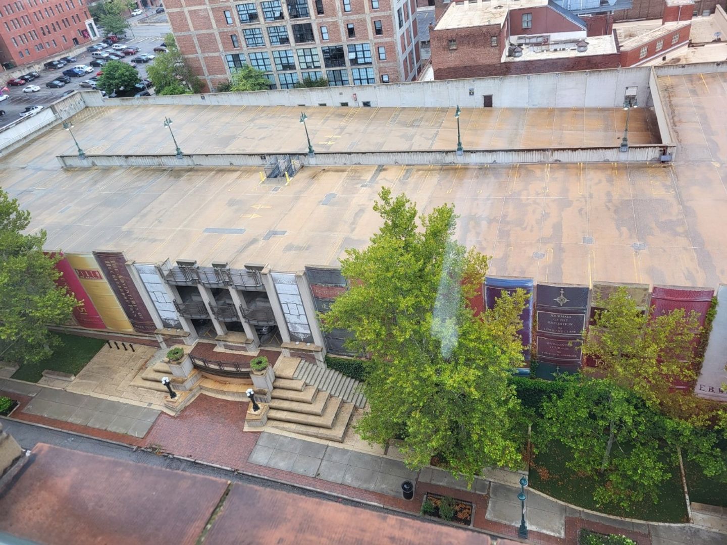 Kansas City Apartment: 1004 Baltimore Ave