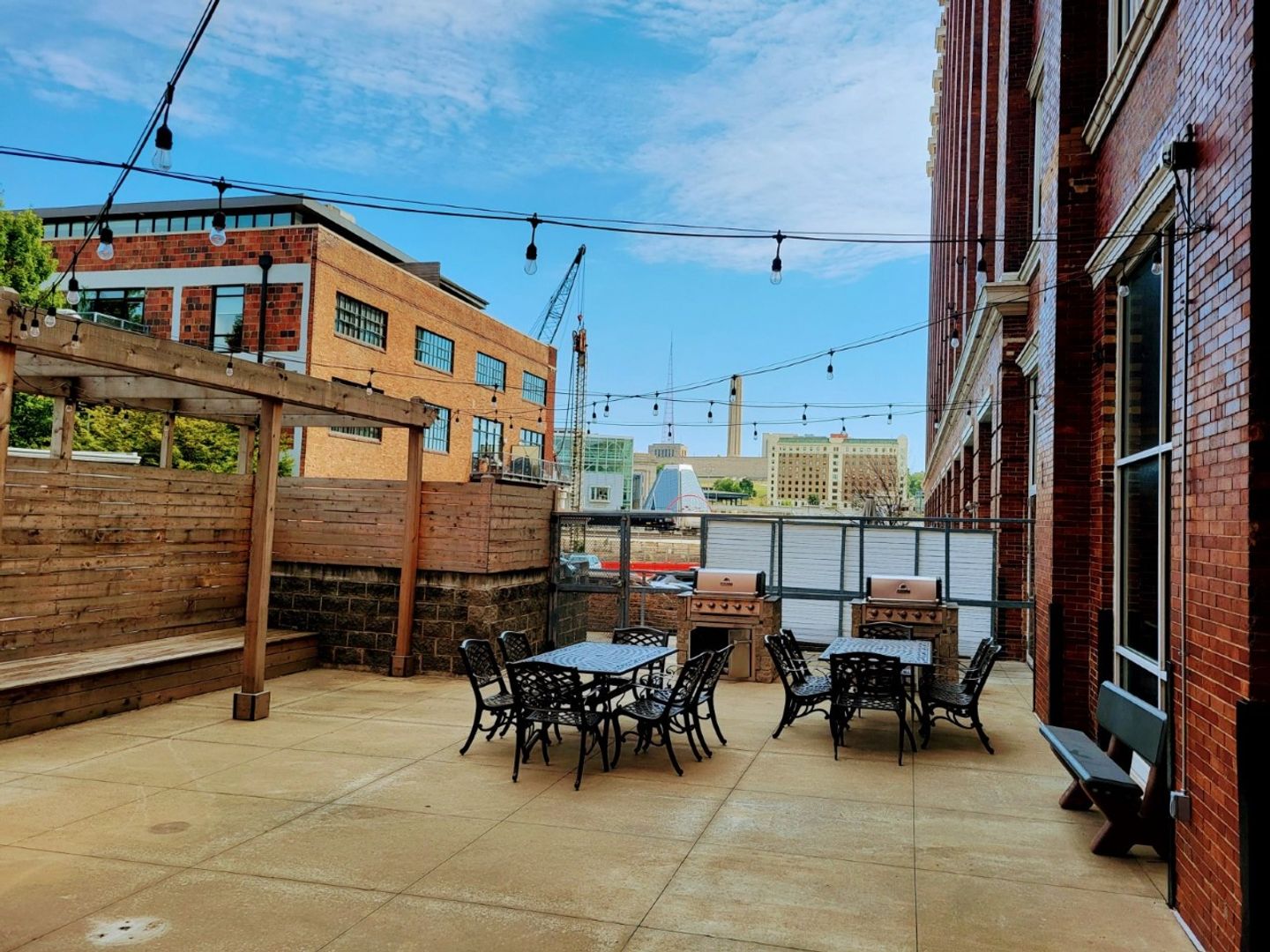 Kansas City Apartment: 2121 Central Street